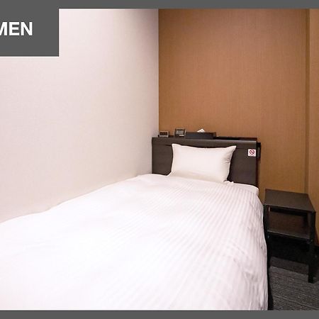 R9 Hostel Tochigi Ekimae - Male Only Zewnętrze zdjęcie